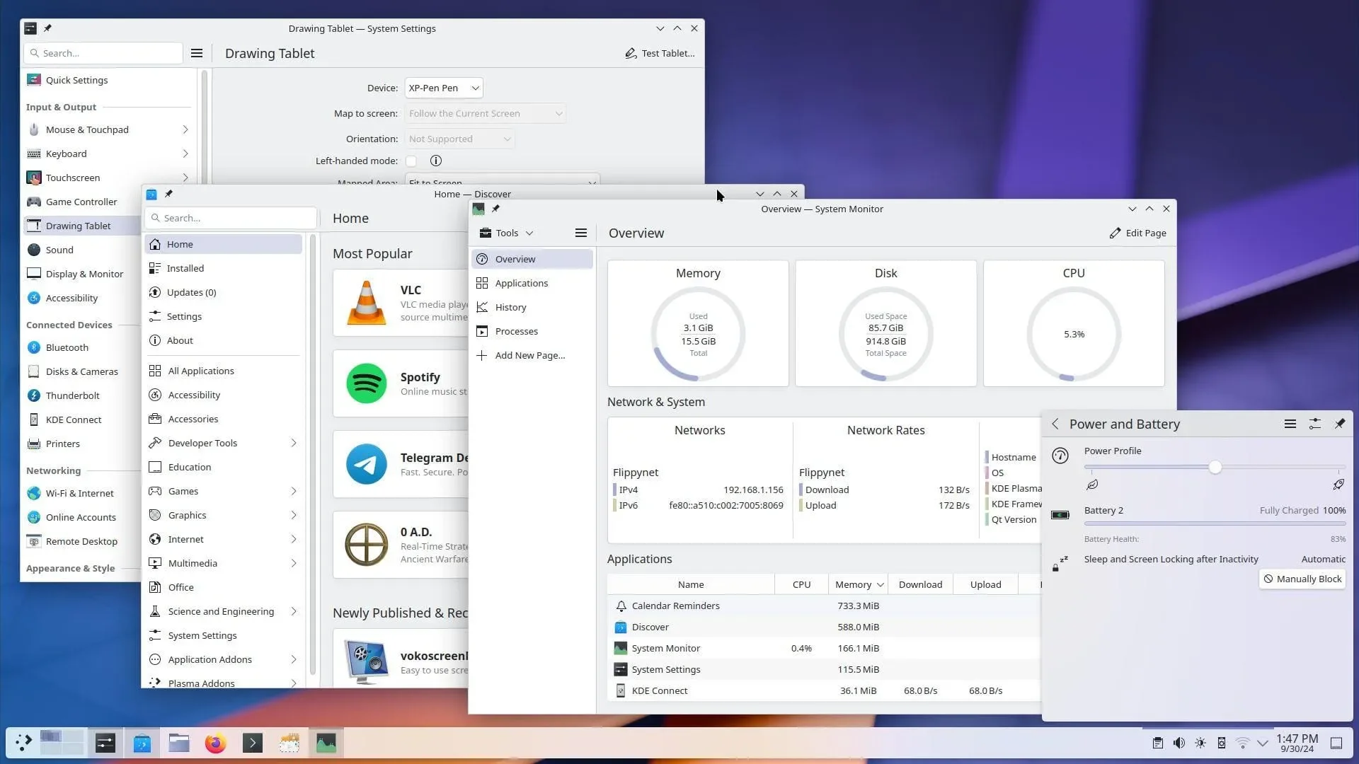 Captura de tela do KDE Plasma 6.2 com vários aplicativos abertos