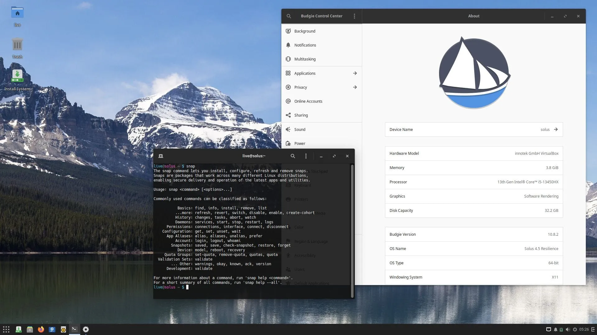 Uma captura de tela do Solus Linux 4.5 com a tela de sistema e o terminal aberto