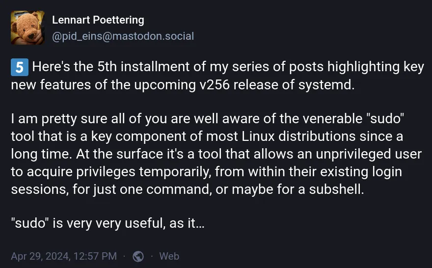 Uma captura de tela do post de Lennart Poettering no Mastodon sobre a introdução do Run0 com SystemD 256